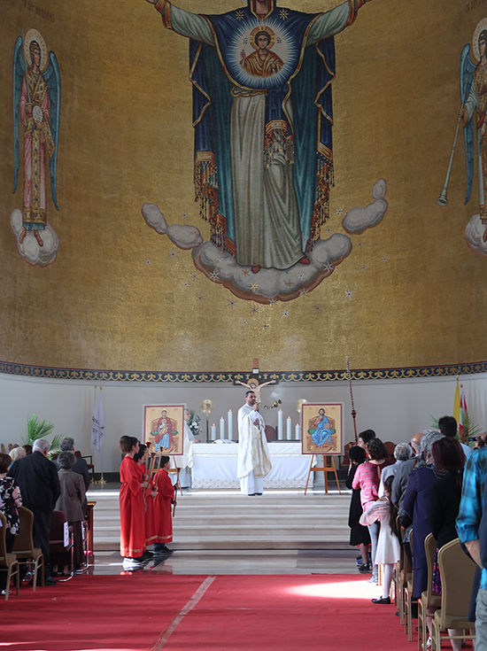cathedral transfiguration markham altar