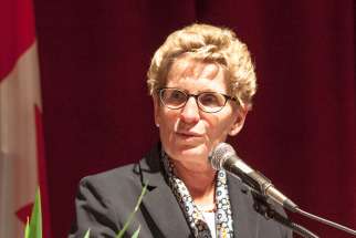 Around 2,500 people protested at Queen’s Park in Toronto and at Victoria Park in London, Ont., April 14, according to estimates by the Canadian Press. The protestors demanded that Premier Kathleen Wynne and the Liberal government withdraw a revised sex-ed curriculum slated to be taught in September.