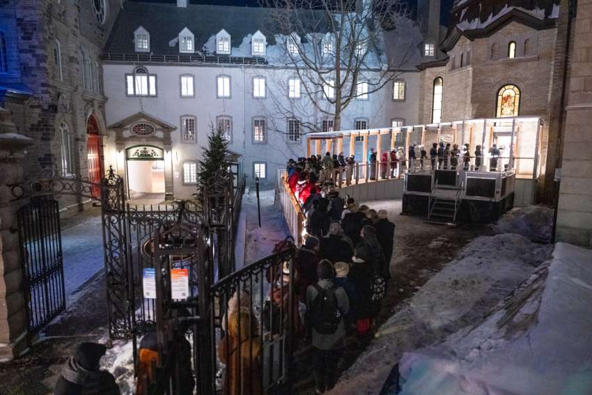 Thousands of Catholics have passed through the Holy Door in the Sacred Heart Chapel of Québec City’s Notre-Dame du Québec Basilica to mark the jubilee year for the Archdiocese of Quebec’s 350th anniversary.