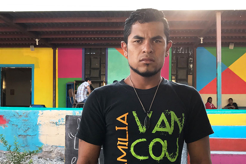 migrants staying put mexico abandon us web