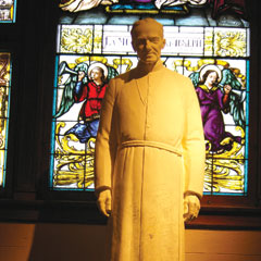 statue of Brother André