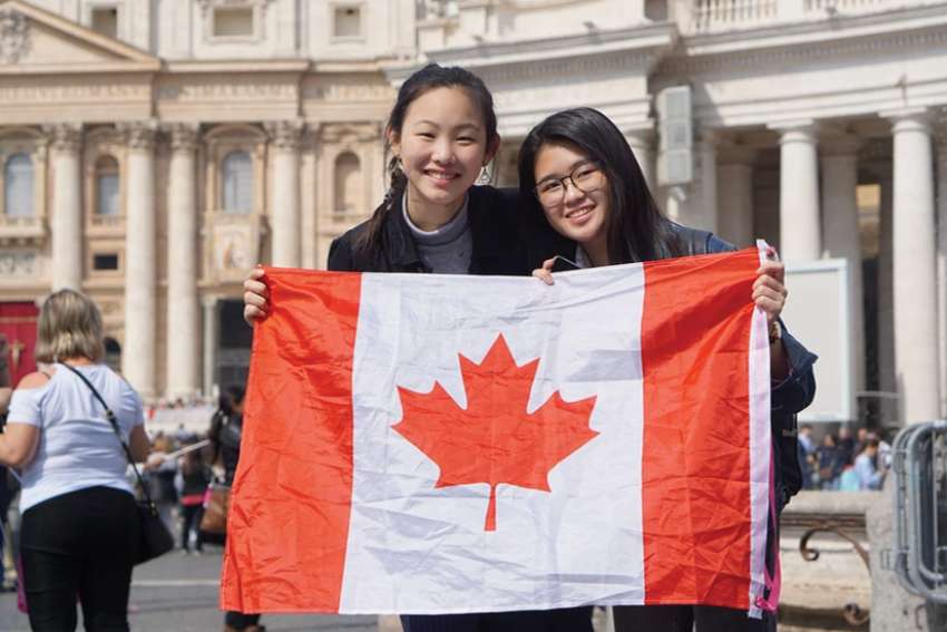 A couple of Canadians make their presence known at a recent UNIV Congress in Rome.