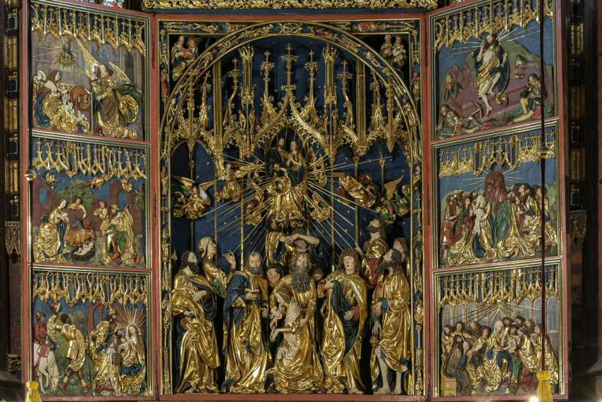 Medieval altar masterpiece of Kraków, Poland, receives European 'Oscar of Culture'