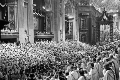 A new handbook explores Vatican II from scholars’ view from around the world.