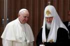 Pope Francis presents gifts to Russian Orthodox Patriarch Kirill of Moscow after the leaders signed a joint declaration during a meeting at Jose Marti International Airport in Havana in this Feb. 12, 2016, file photo. In an Easter message to Patriarch Kirill, the pope prayed that the Holy Spirit would &quot;transform our hearts and make us true peacemakers, especially for war-torn Ukraine.&quot; Patriarch Kirill has been an outspoken supporter of Russian President Vladimir Putin&#039;s war on Ukraine.