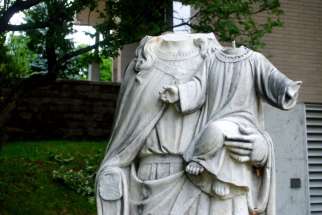 The heads of Mary and baby Jesus were broken off a statue at Ste. Anne-Des-Pins in Sudbury, Ont.