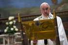 Church&#039;s credibility found in showing mercy, Pope says in new book