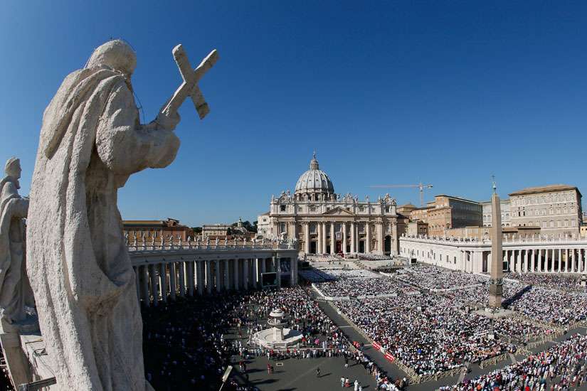 Pope Francis plans to build showers for the homeless under the sweeping white colonnade of St. Peter’s Square