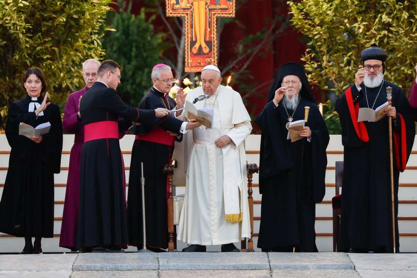 Pope Francis and other Christian leaders give their blessing at the end of an ecumenical prayer vigil in St. Peter’s Square Sept. 30 ahead of the assembly of the Synod of Bishops.