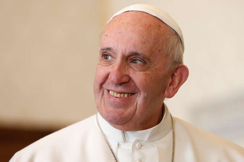 Pope: Speak truth with love, denounce evil without alienating sinners