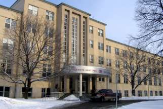 The Andrey Sheptytsky Institute will be moving from Ottawa&#039;s Saint Paul University, pictured here in 2006, to Toronto&#039;s St. Michael&#039;s College in 2017.  