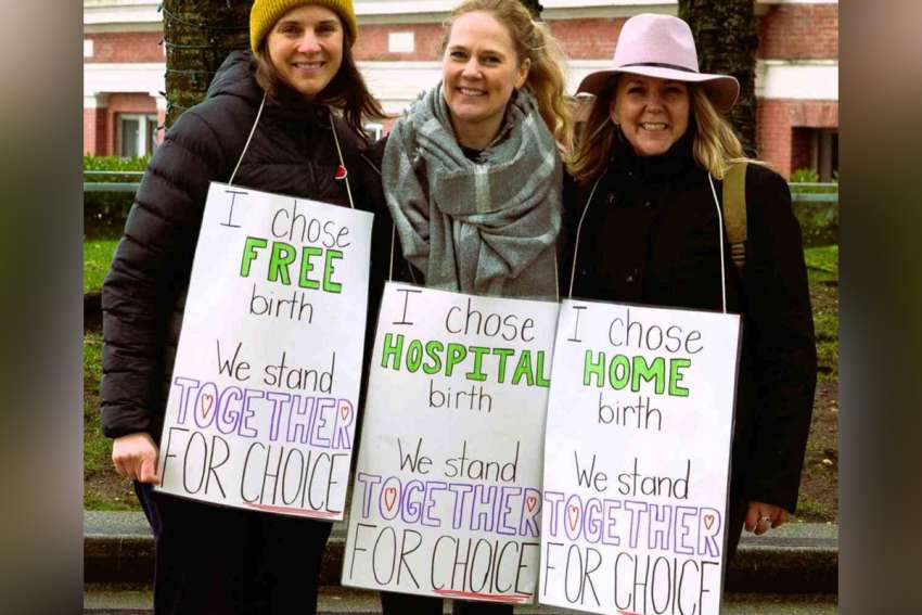 Activists seek right to home birth
