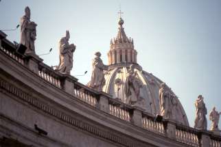 After raid, pope names commissioner for oversight of St. Peter&#039;s Basilica