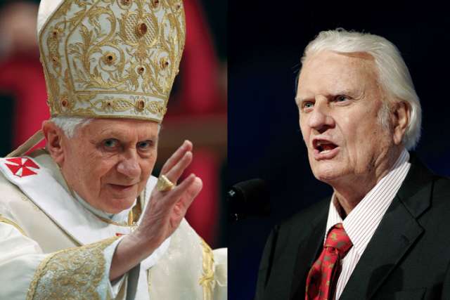 Pope Benedict XVI, left, and evangelist Billy Graham.