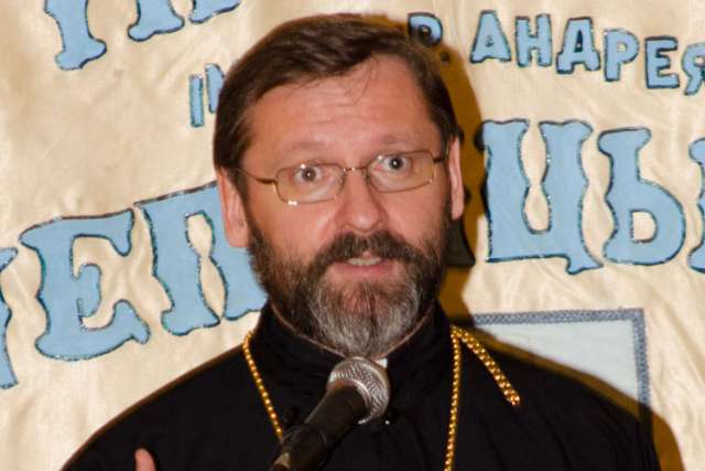 Major Archbishop Sviatoslav Shevchuk, head of the Ukrainian Greek Catholic Church, addresses a crowd in Toronto May 2.