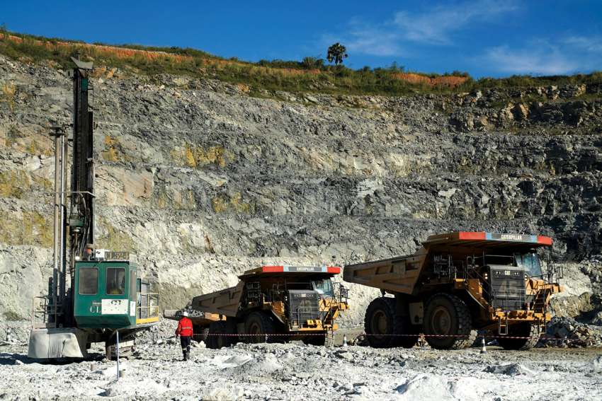An open pit gold mine is seen in the Congo’s Haut-Uele province Oct. 8, 2021. Canada’s ombudsman for responsible enterprise has not lived up to expectations, says Luke Stocking. 