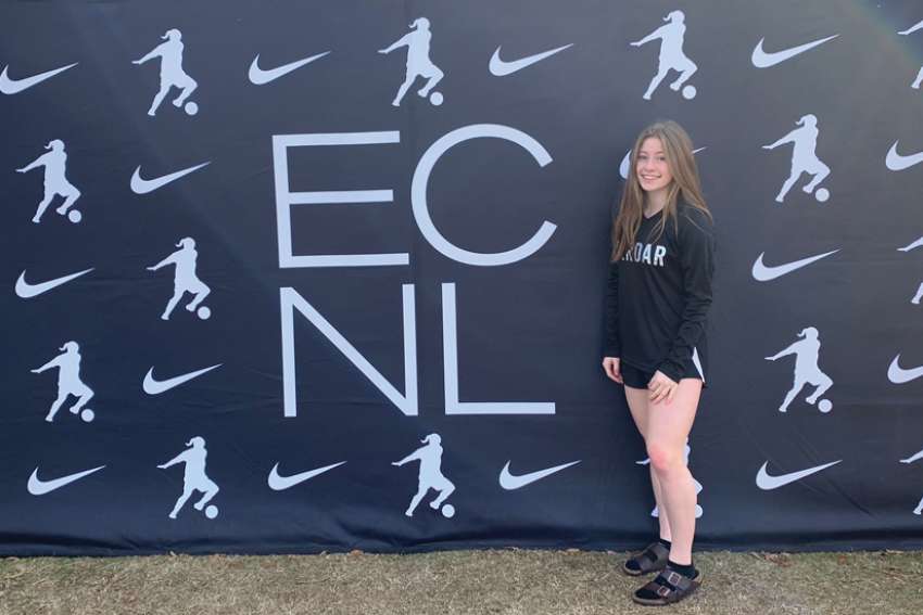 Avery Comartin has made the tough choice of moving to the United States, while fulfilling her school obligations in Windsor, Ont., to pursue her dream of an NCAA soccer scholarship.