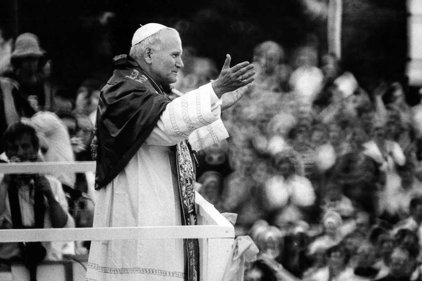 Polish bishops form independent commission to investigate 'full picture' of JPII archives