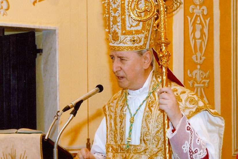 Bishop Mario Oliveri leads a mass on July 8, 2009. Oliveri is resigning after leading the Diocese of Albenga-Imperia for more than 25 years.
