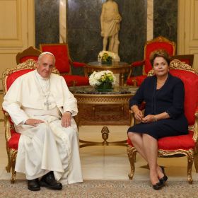 Pope Francis and Brazil&#039;s President Dilma Rousseff pose during a photo opportunity at the Guanabara Palace in Rio de Janeiro July 22. The pope is making his first international trip, joining more than 300,000 young people from around the globe for World Youth Day.